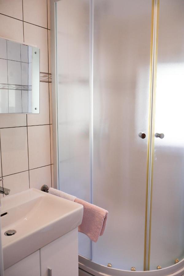 Apartman Klara Lumbarda Exterior photo